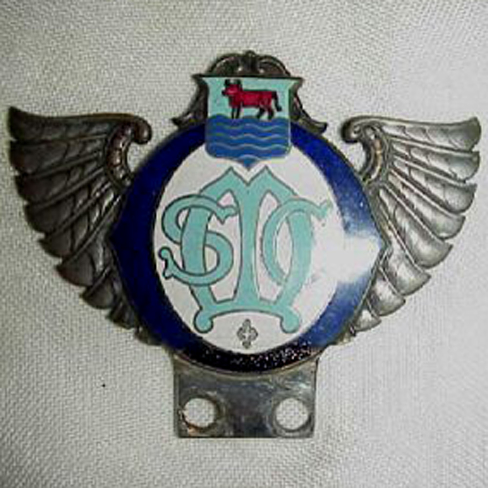 Morris Oxford Social Club car badge
