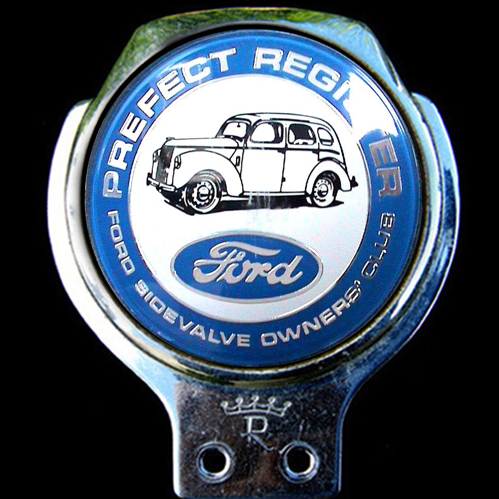 Ford Sidevalve Owners Club car badge