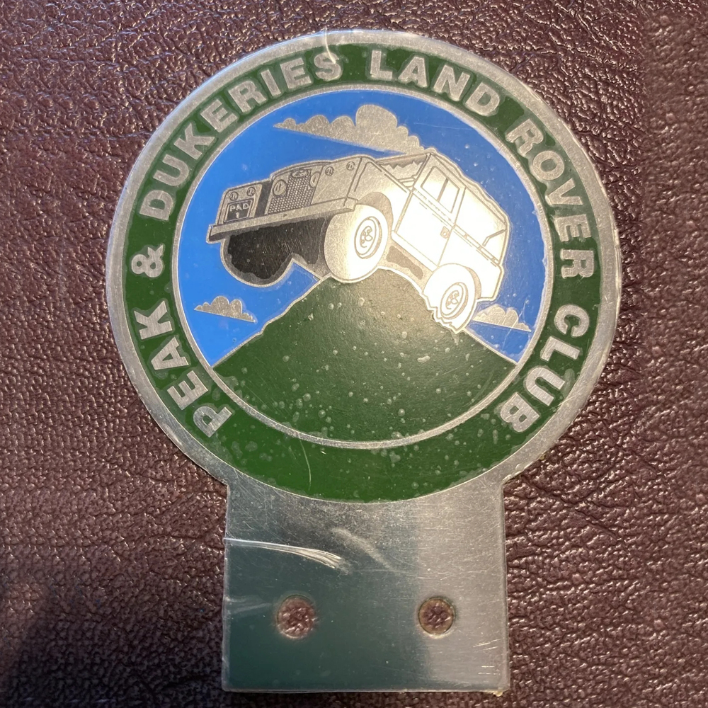 Peak & Dukeries Land Rover Club car badge