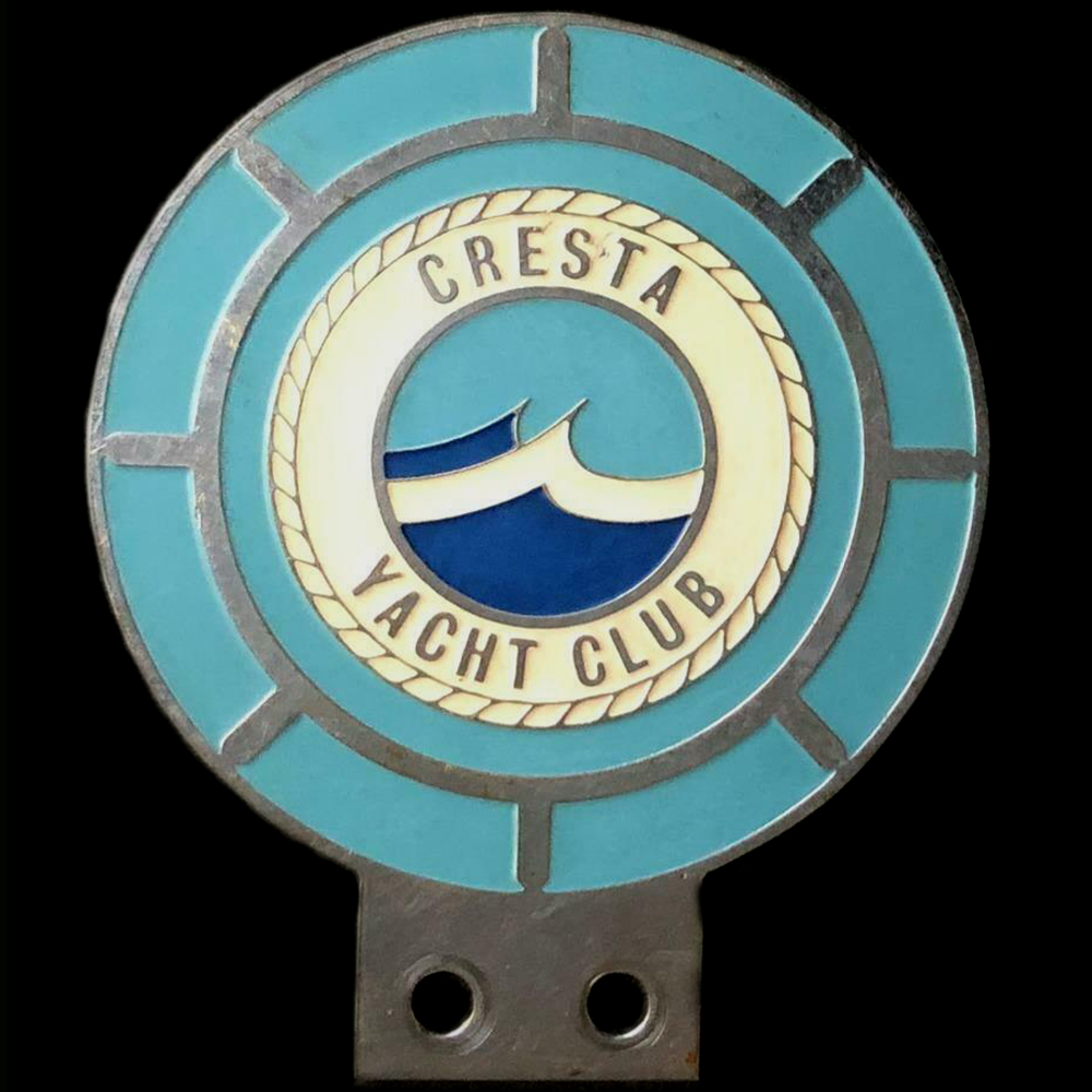 Cresta Yacht Club car badge
