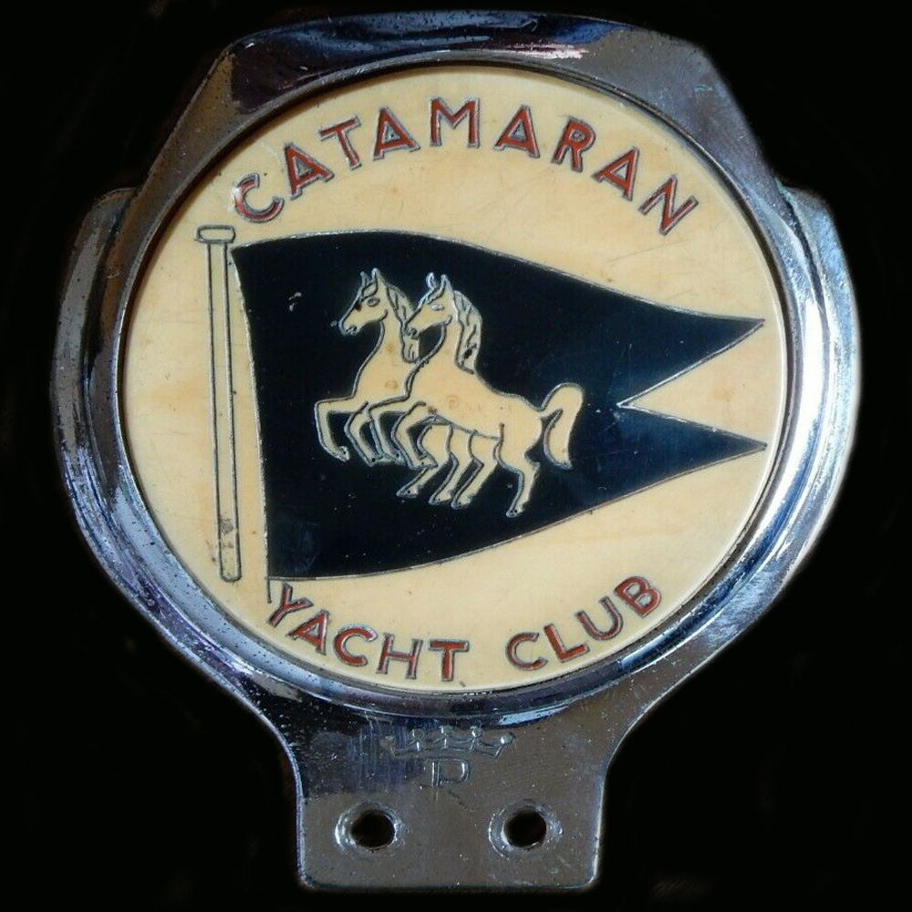  Catamaran Yacht Club car badge