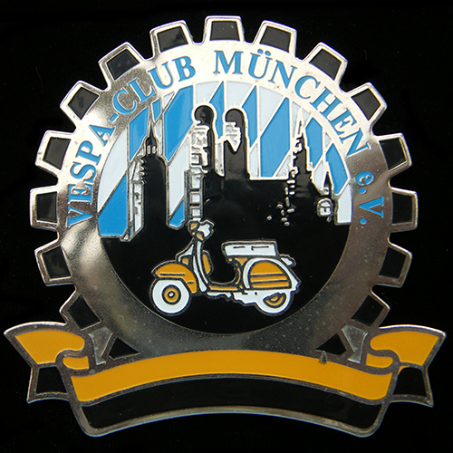 Vespa Club badge non-UK