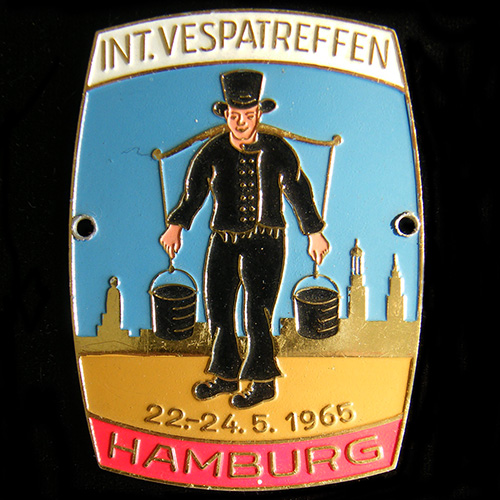 Vespa Club badge non-UK