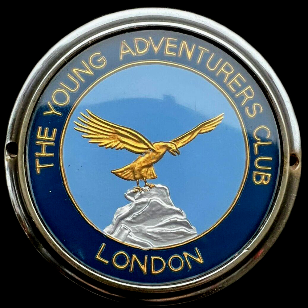  Young Adventurers Club  car badge