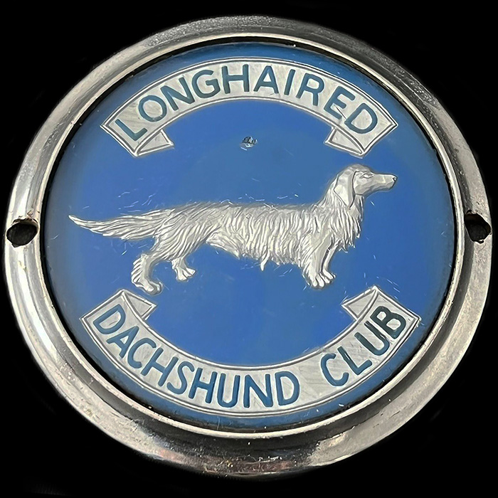 Longhaired Dachshund Club car badge
