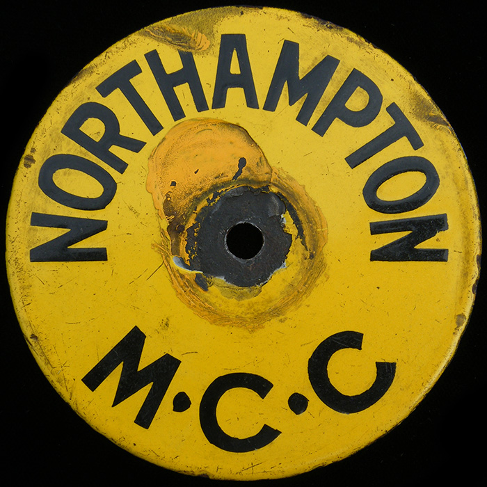 Northampton Motor Cycle Club car badge