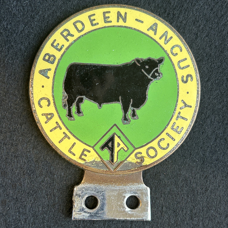 Aberdeen Angus Cattle Society car badge