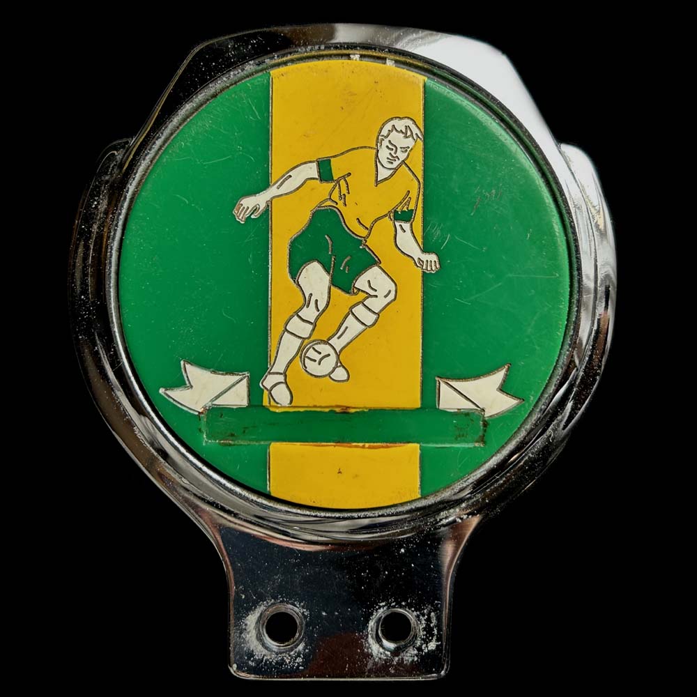 Football Player, believed to be Norwich from the 60's - 70's car badge