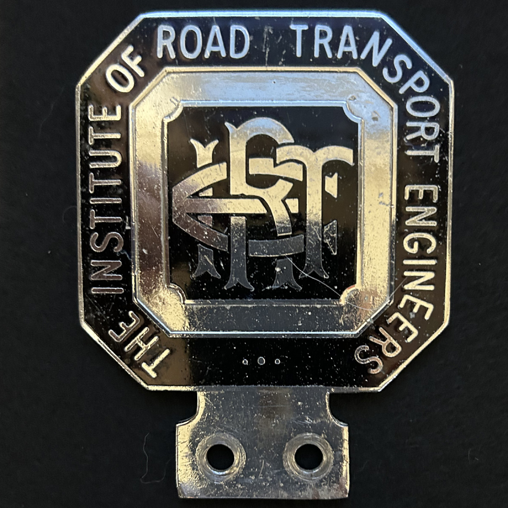 Institute of Road Transport Engineers car badge 