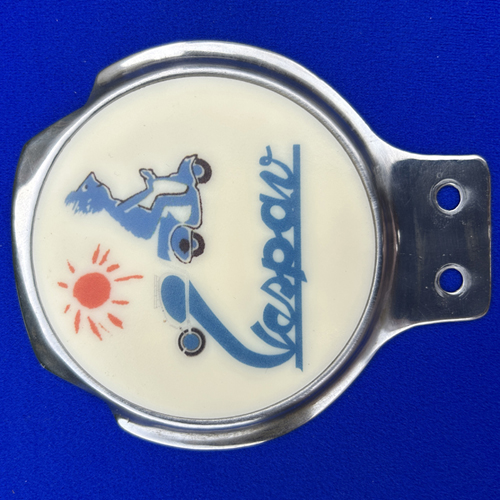 Vespa car badge