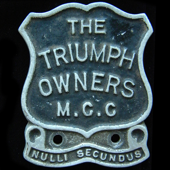 Triumph Owners M.C.C.  car badge
