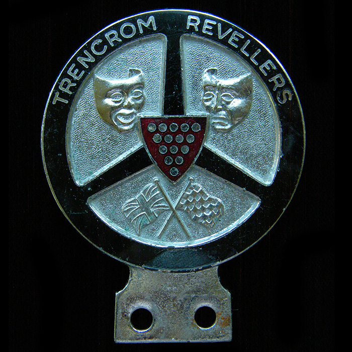 Trencrom Revellers car badge