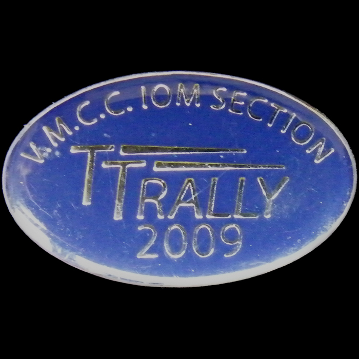 Isle of Man TT Lapel / pin Badge
