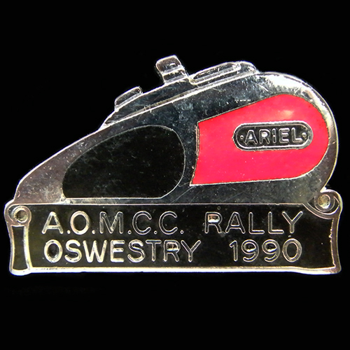 Ariel Owners M C C Lapel Badge
