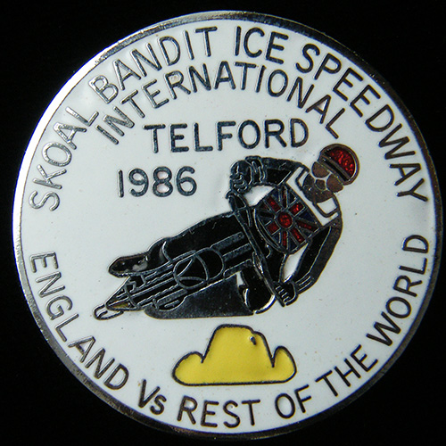 1986 Ice Speedway pin badge