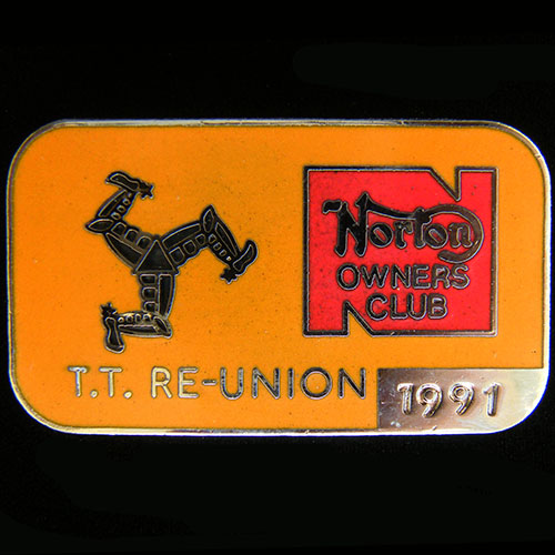 Norton Owners Club pin badge