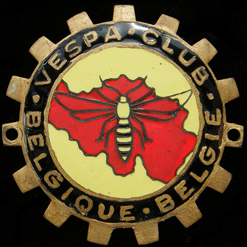 Vespa Club badge non-UK