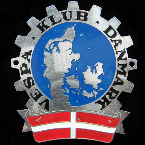 Vespa Club badge non-UK