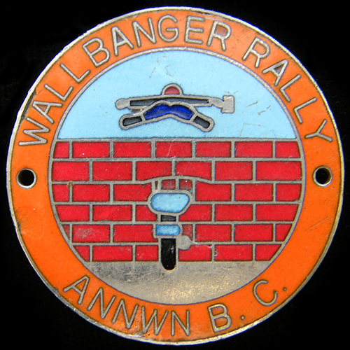 Wallbanger Rally pin badge