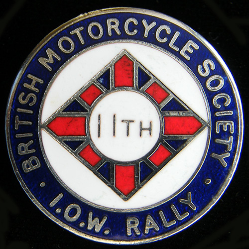 Isle of White Rally pin badge