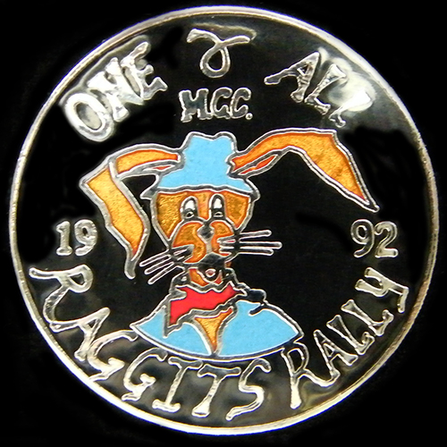 Raggits Rally pin badge