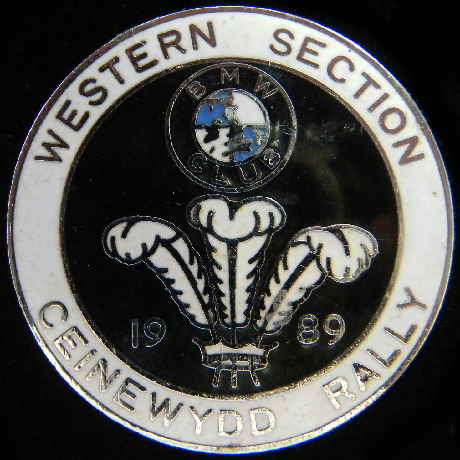 Ceinewydd Rally lapel badge