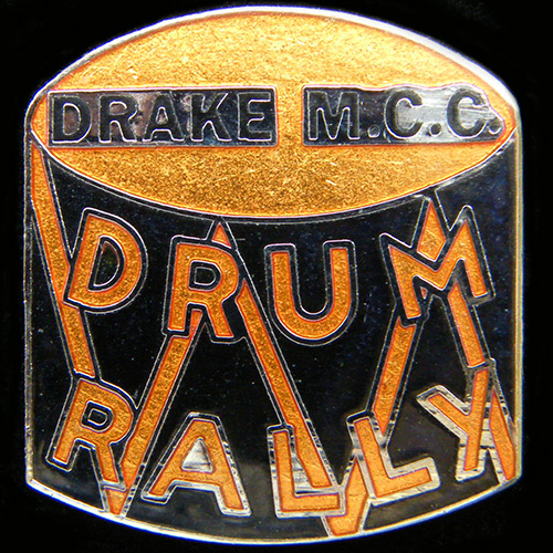 Drum Rally pin badge