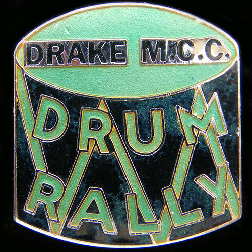 Drum Rally pin badge