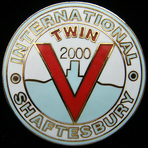 International V Twin Rally pin badge