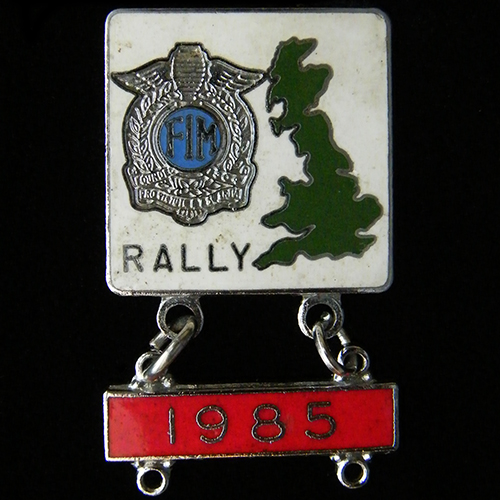 FIM Rally pin badge