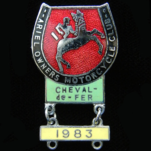 Ariel Owners Motorcycle Club pin badge