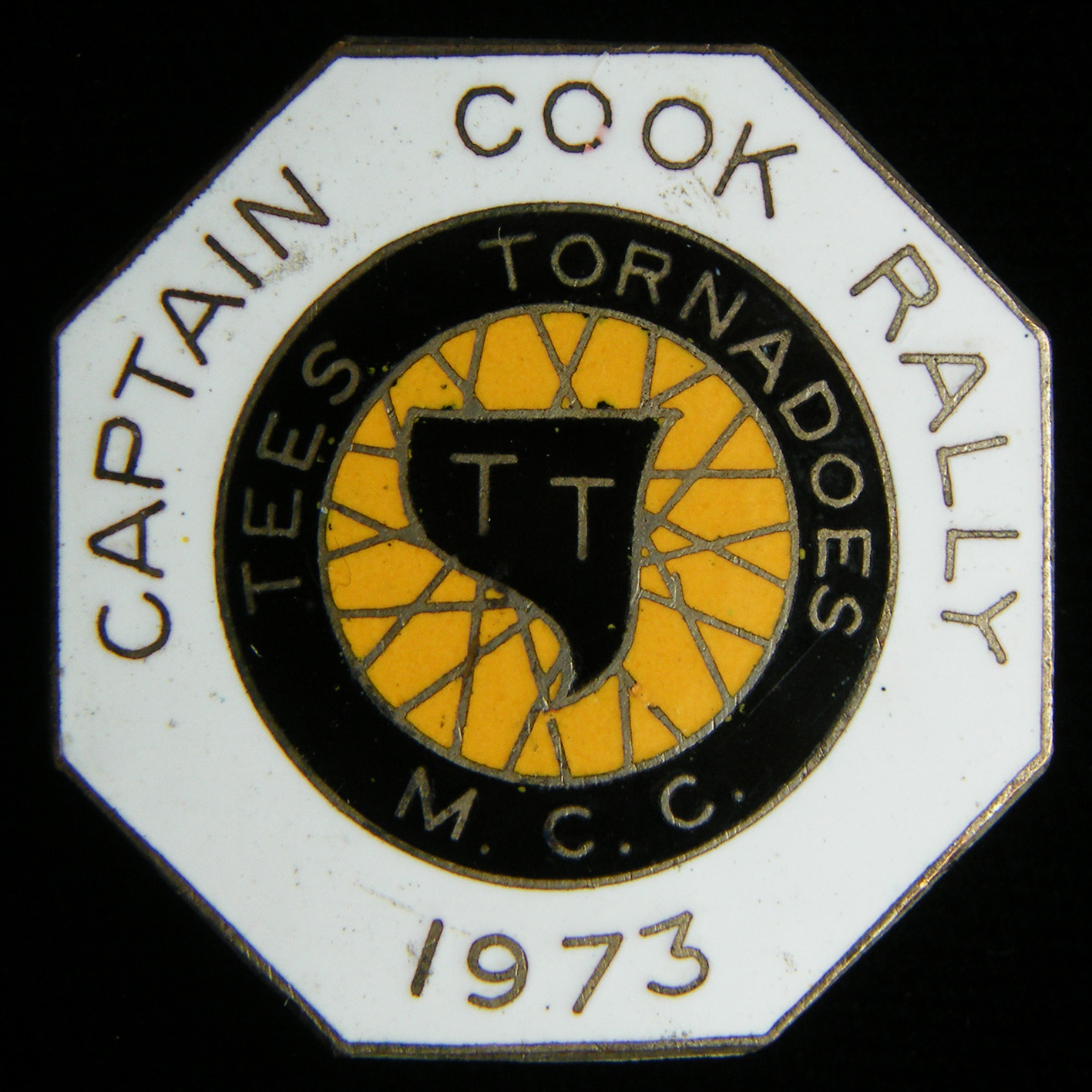 Captain Cook Rally pin badge