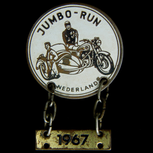 Jumbo Run pin badge
