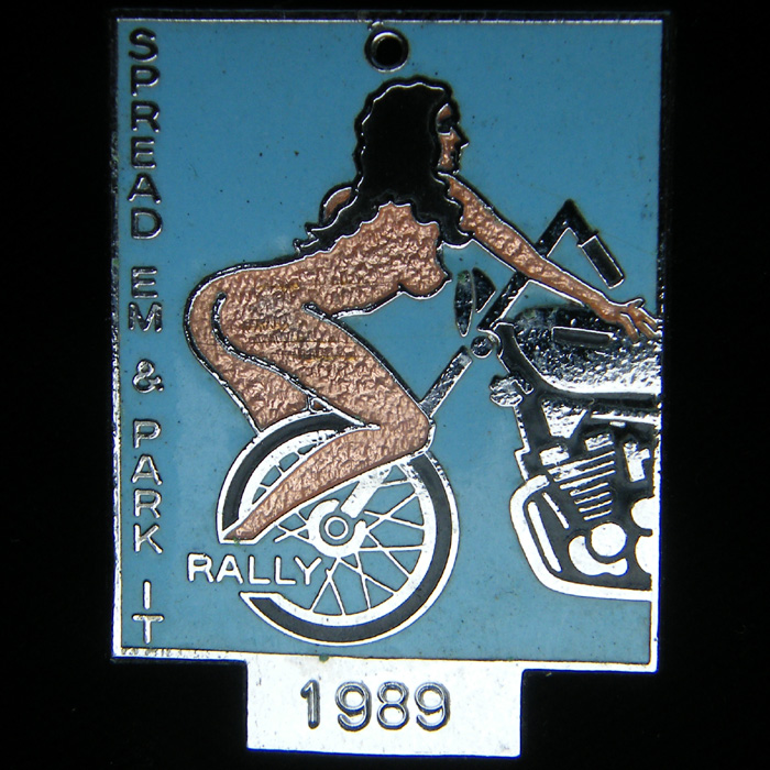 Spread Em & Park it Rally pin badge