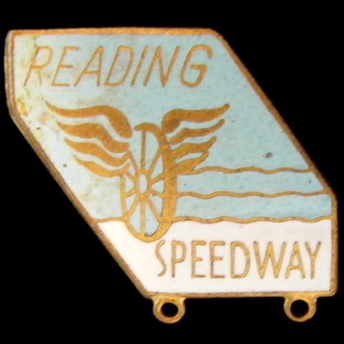 Rearing Speedway pin badge