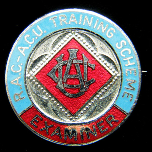 Auto Cycle Union Lapel Badge