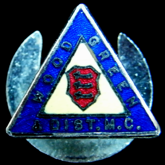 Wood Green & District Motor Club  lapel badge