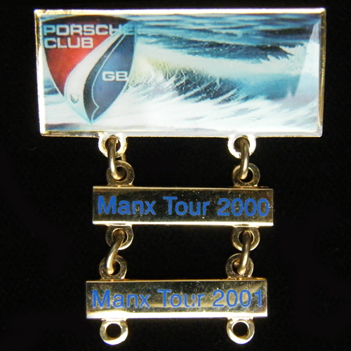 Manx Tour pin badge Year bars 2000 & 2001
