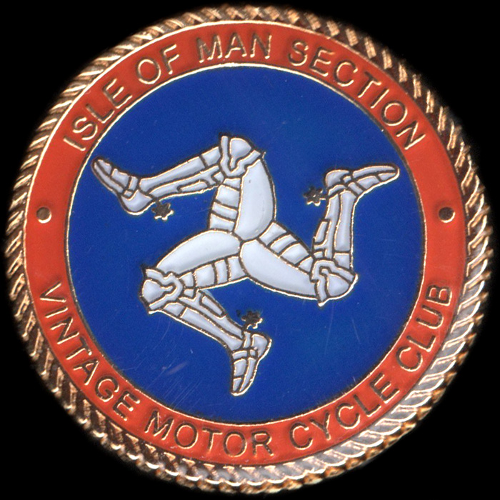 tt Vintage Motor Cycle Club pin badge