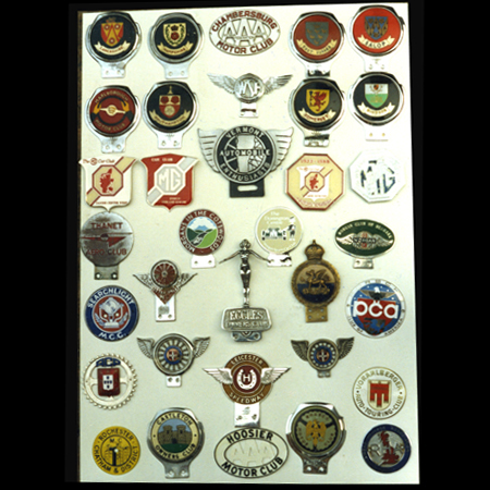 Beaulieu 1990 haul of badges from the Autojumble