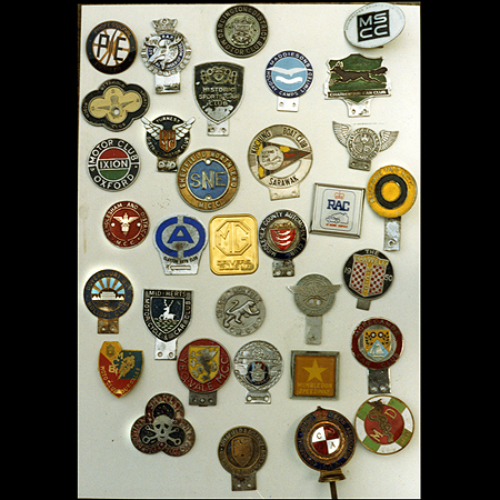 Beaulieu 1990 haul of badges from the Autojumble