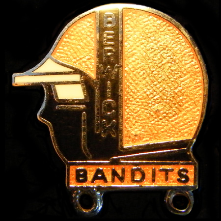 Berwick Speedway pin badge