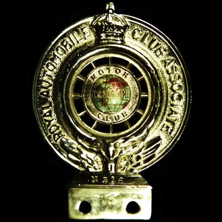 Royal Automobile Club Associate Triumph Motor Club Car Badge  